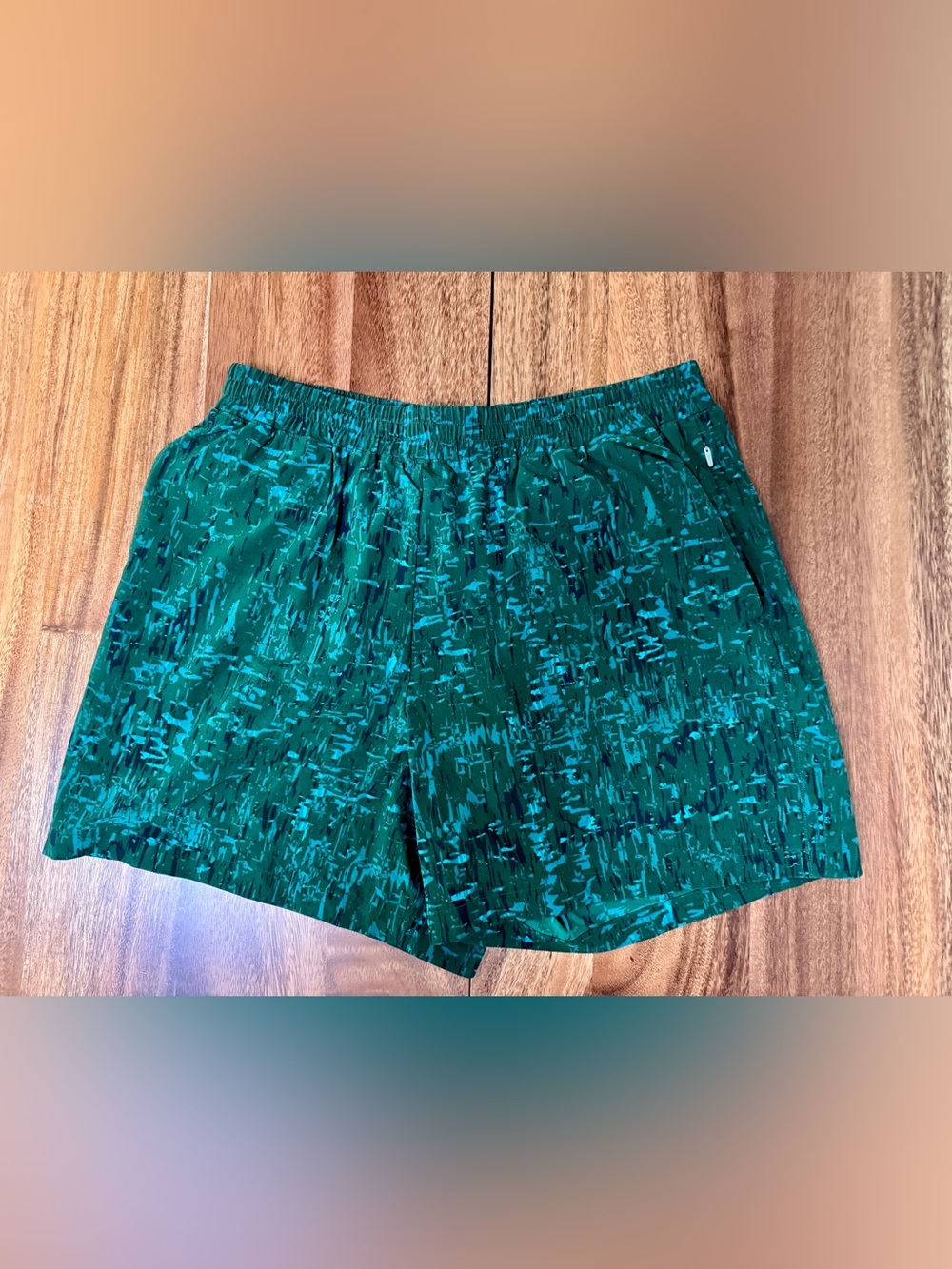 Outdoor Voices Teal Green Abstract Athletic Shorts - 5” Inseam